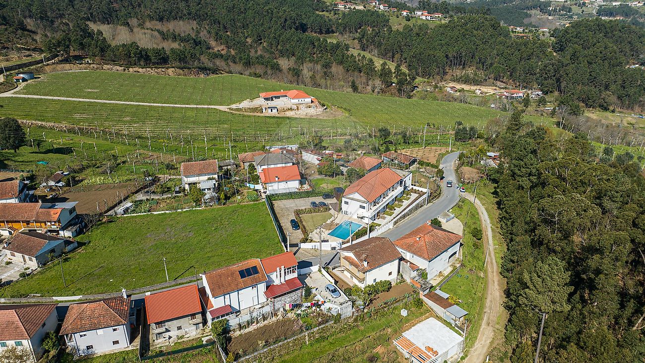 listing 126221008-338 picture-0