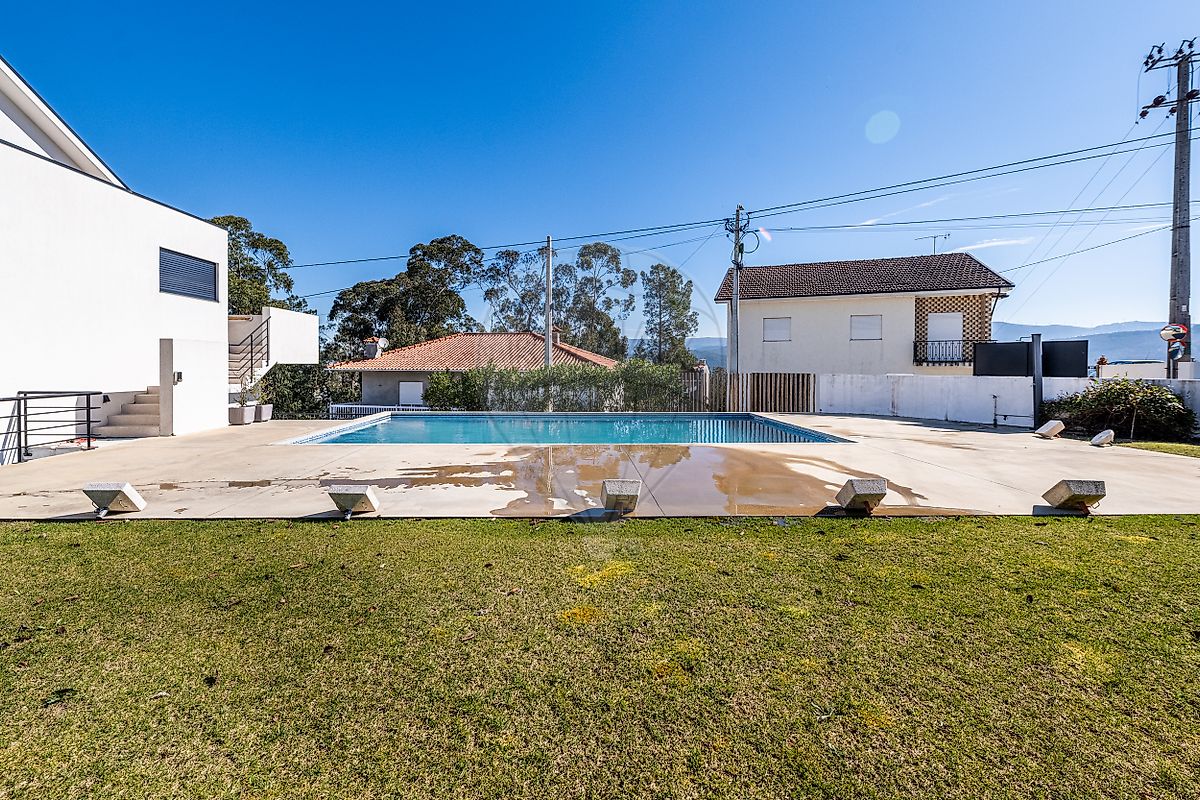 listing 126221008-338 picture-0