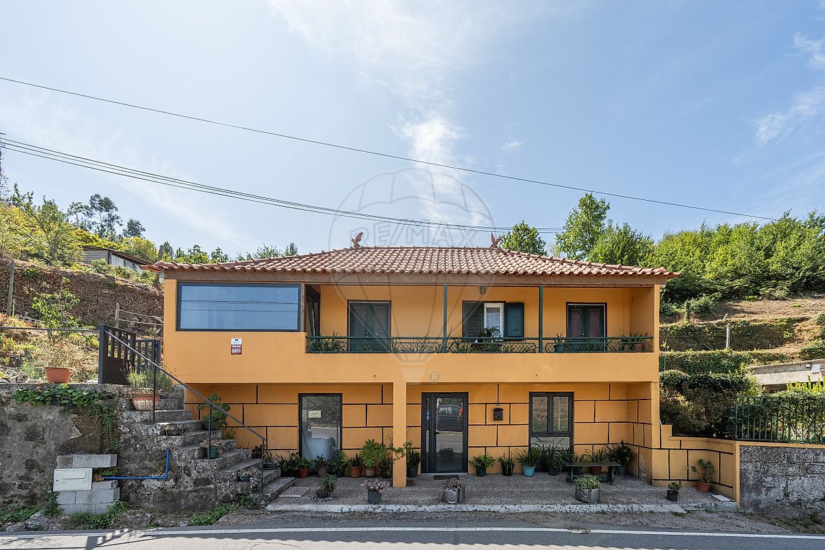 Apartamento T3 à venda em Amarante