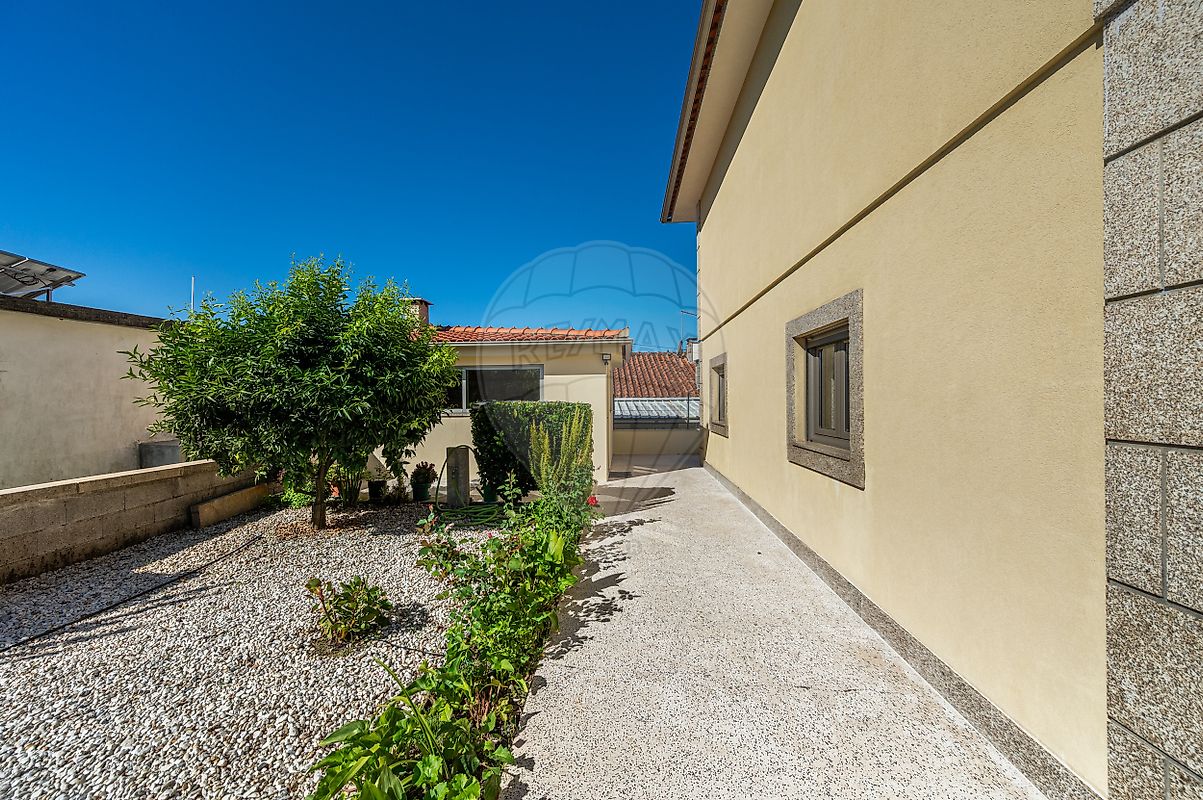 Moradia T6+ à venda em Veade, Gagos e Molares, Celorico de Basto — foto 38