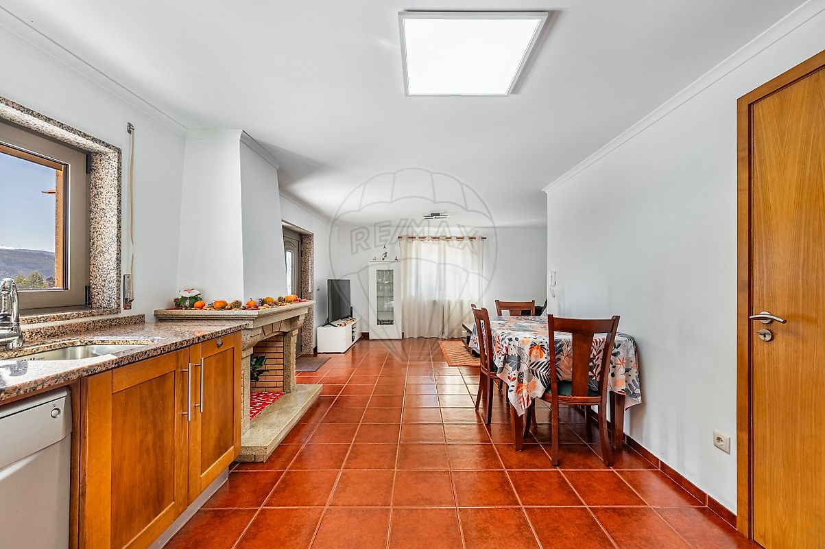 Moradia T6+ à venda em Veade, Gagos e Molares, Celorico de Basto — foto 7
