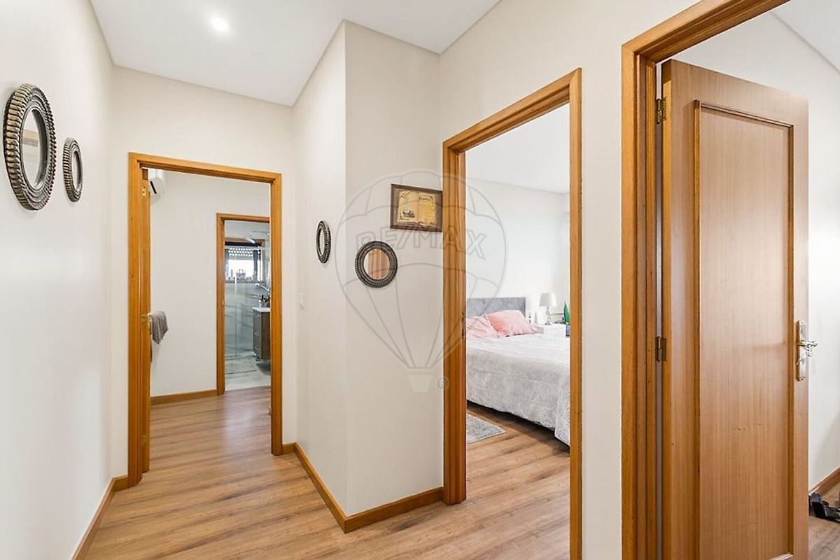 Apartamento T3 à venda em Vila Nova de Gaia