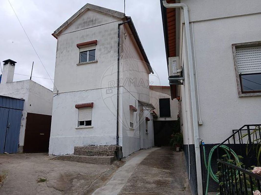 Moradia T2 para venda