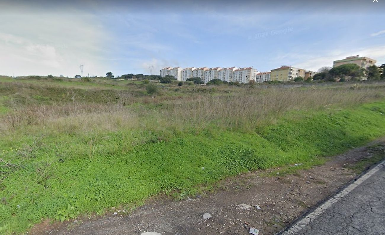 Terreno  à venda em Sintra