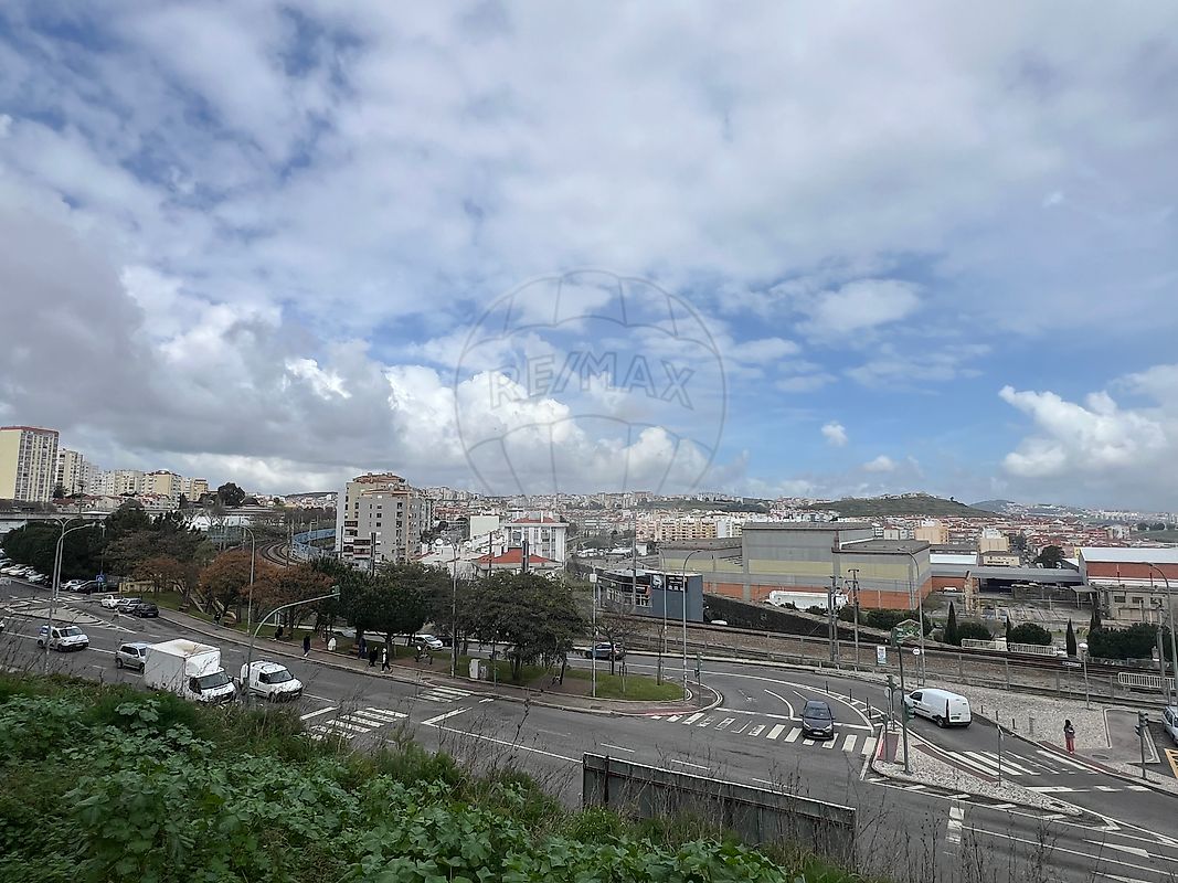 listing 126261143-8 picture-0