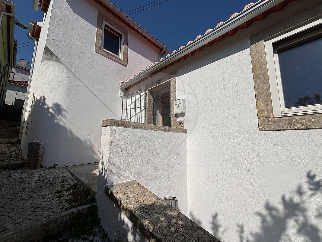 listing 126261024-45 picture-0