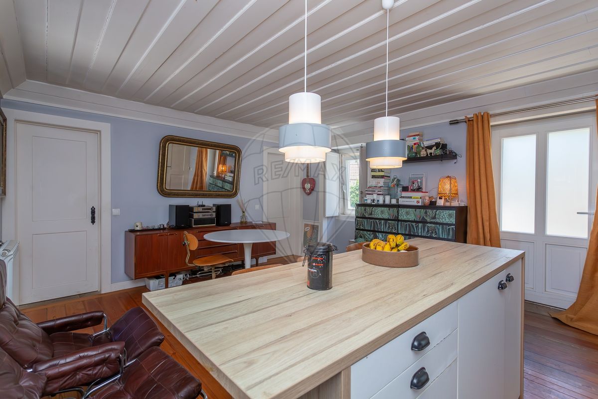 listing 126261024-45 picture-0