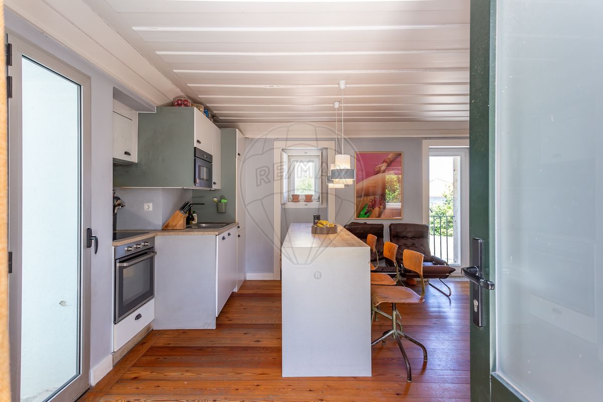 listing 126261024-45 picture-0
