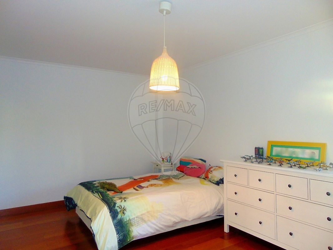 listing 126261023-23 picture-0