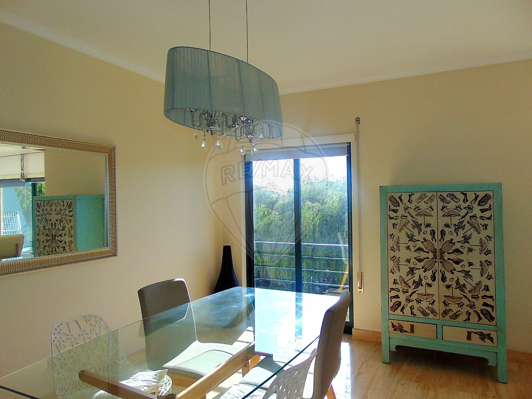 listing 126261023-23 picture-0