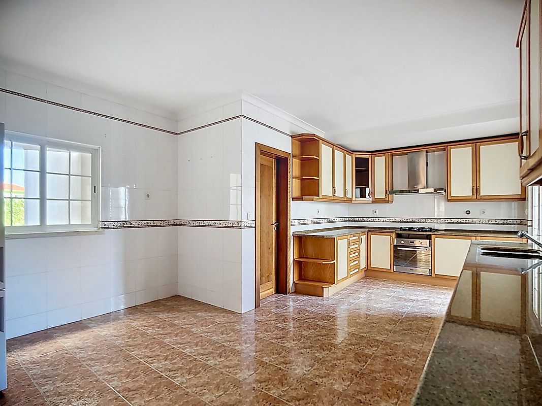 Apartamento T4 à venda em Sintra (Santa Maria e São Miguel, São Martinho e São Pedro de Penaferrim), Sintra — foto 11