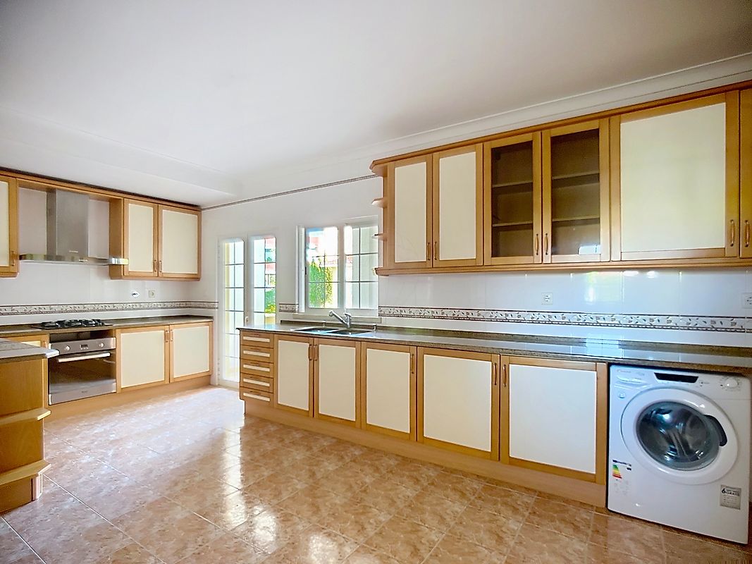 Apartamento T4 à venda em Sintra (Santa Maria e São Miguel, São Martinho e São Pedro de Penaferrim), Sintra — foto 10