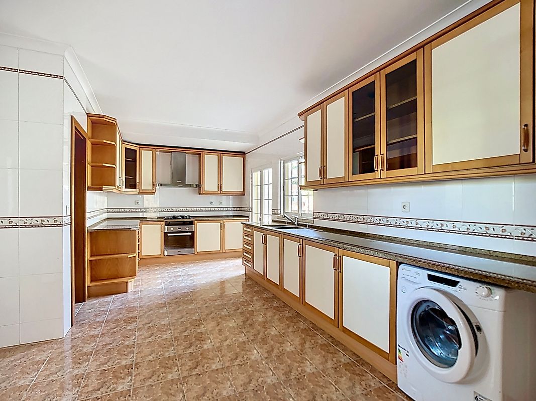 Apartamento T4 à venda em Sintra (Santa Maria e São Miguel, São Martinho e São Pedro de Penaferrim), Sintra — foto 9