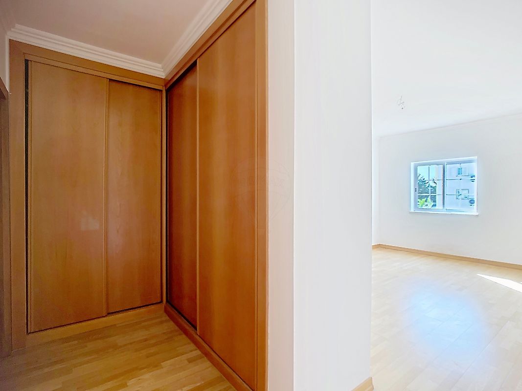 Apartamento T4 à venda em Sintra (Santa Maria e São Miguel, São Martinho e São Pedro de Penaferrim), Sintra — foto 15