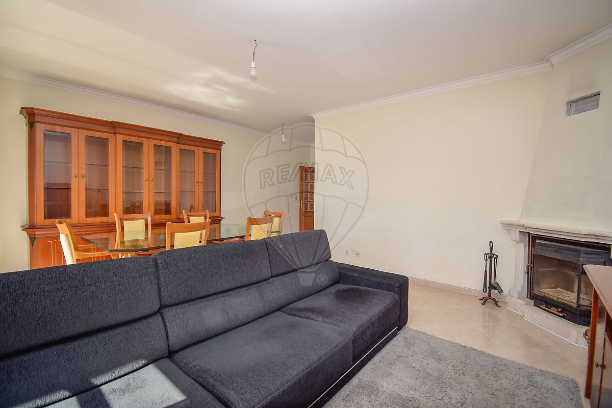 listing 126261161-16 picture-0