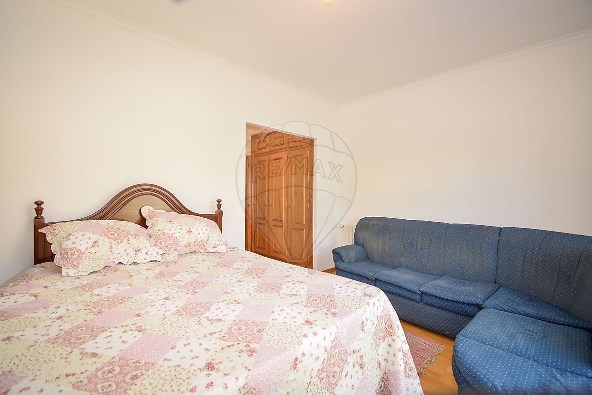 listing 126261161-16 picture-0