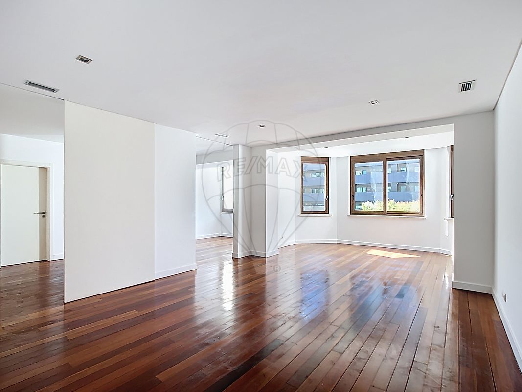 Apartamento T4 à venda em Avenidas Novas, Lisboa — foto 7