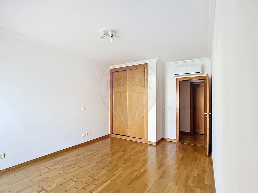 Apartamento T4 à venda em Sintra (Santa Maria e São Miguel, São Martinho e São Pedro de Penaferrim), Sintra — foto 22