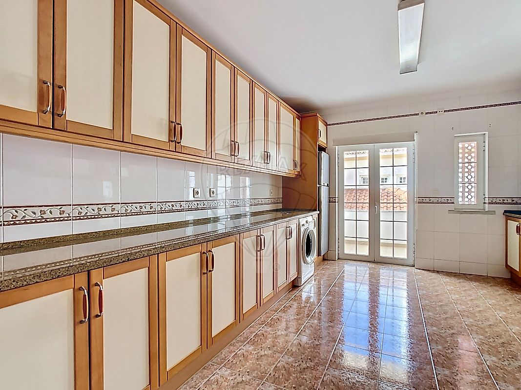 Apartamento T4 à venda em Sintra (Santa Maria e São Miguel, São Martinho e São Pedro de Penaferrim), Sintra — foto 9