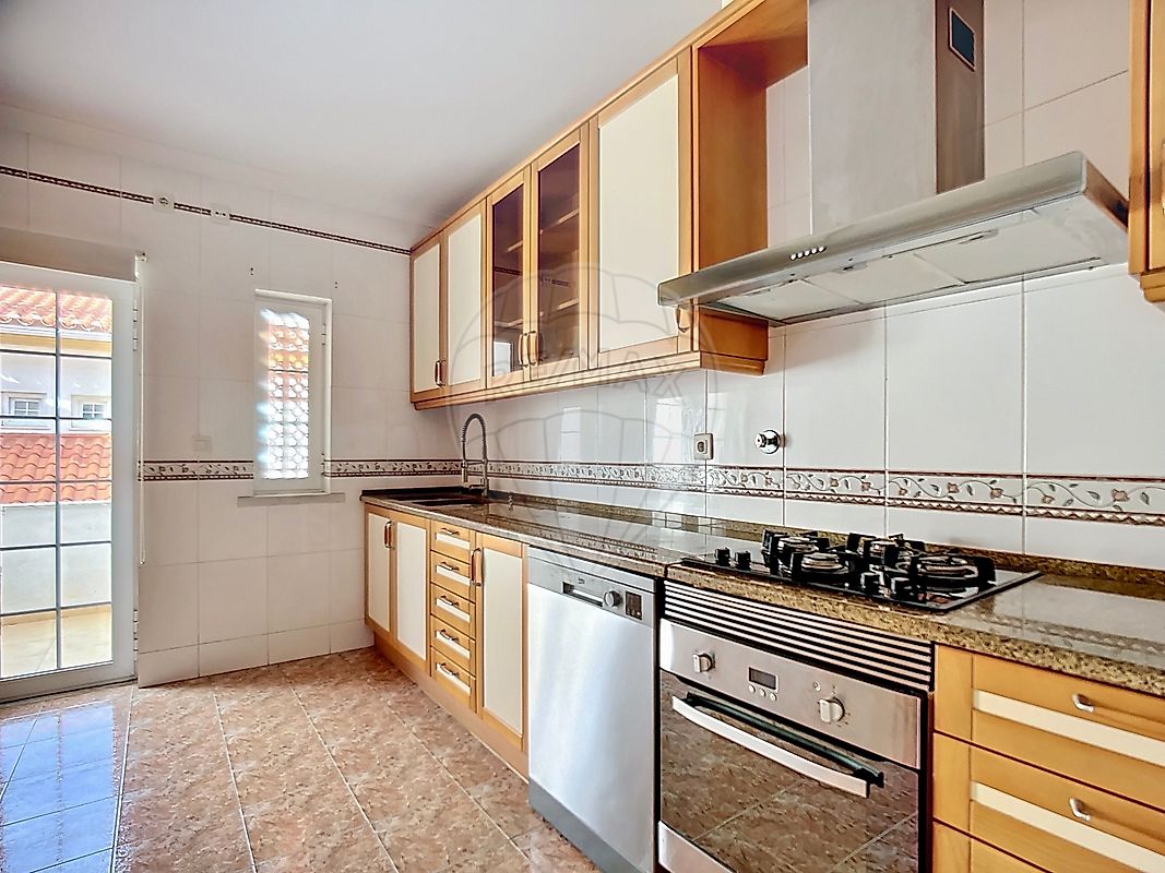 Apartamento T4 à venda em Sintra (Santa Maria e São Miguel, São Martinho e São Pedro de Penaferrim), Sintra — foto 12