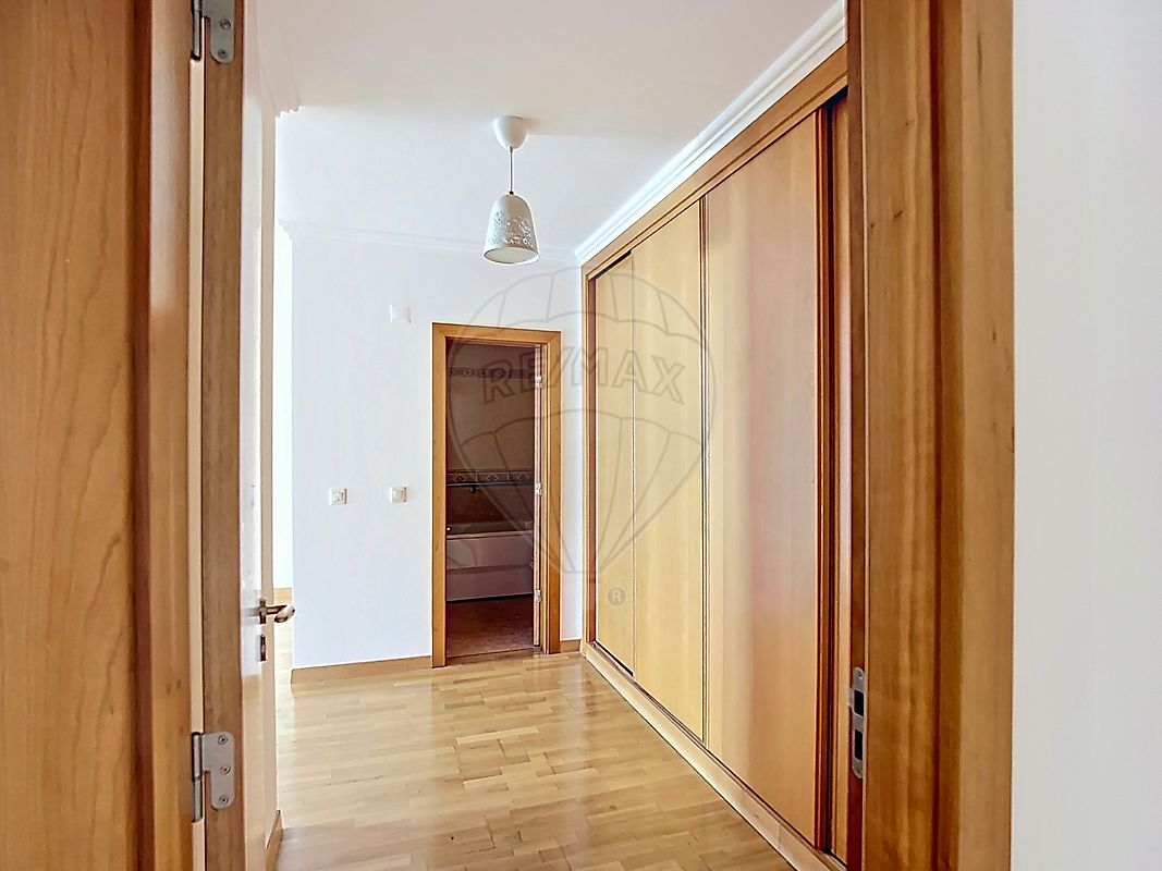 Apartamento T4 à venda em Sintra (Santa Maria e São Miguel, São Martinho e São Pedro de Penaferrim), Sintra — foto 15
