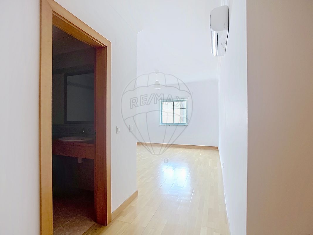 Apartamento T4 à venda em Sintra (Santa Maria e São Miguel, São Martinho e São Pedro de Penaferrim), Sintra — foto 27