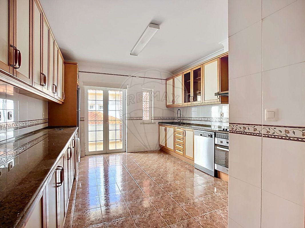 Apartamento T4 à venda em Sintra (Santa Maria e São Miguel, São Martinho e São Pedro de Penaferrim), Sintra — foto 8