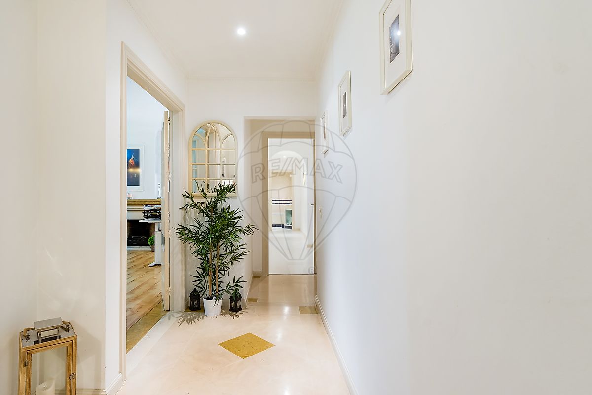 Apartamento T2 para arrendar em Sintra