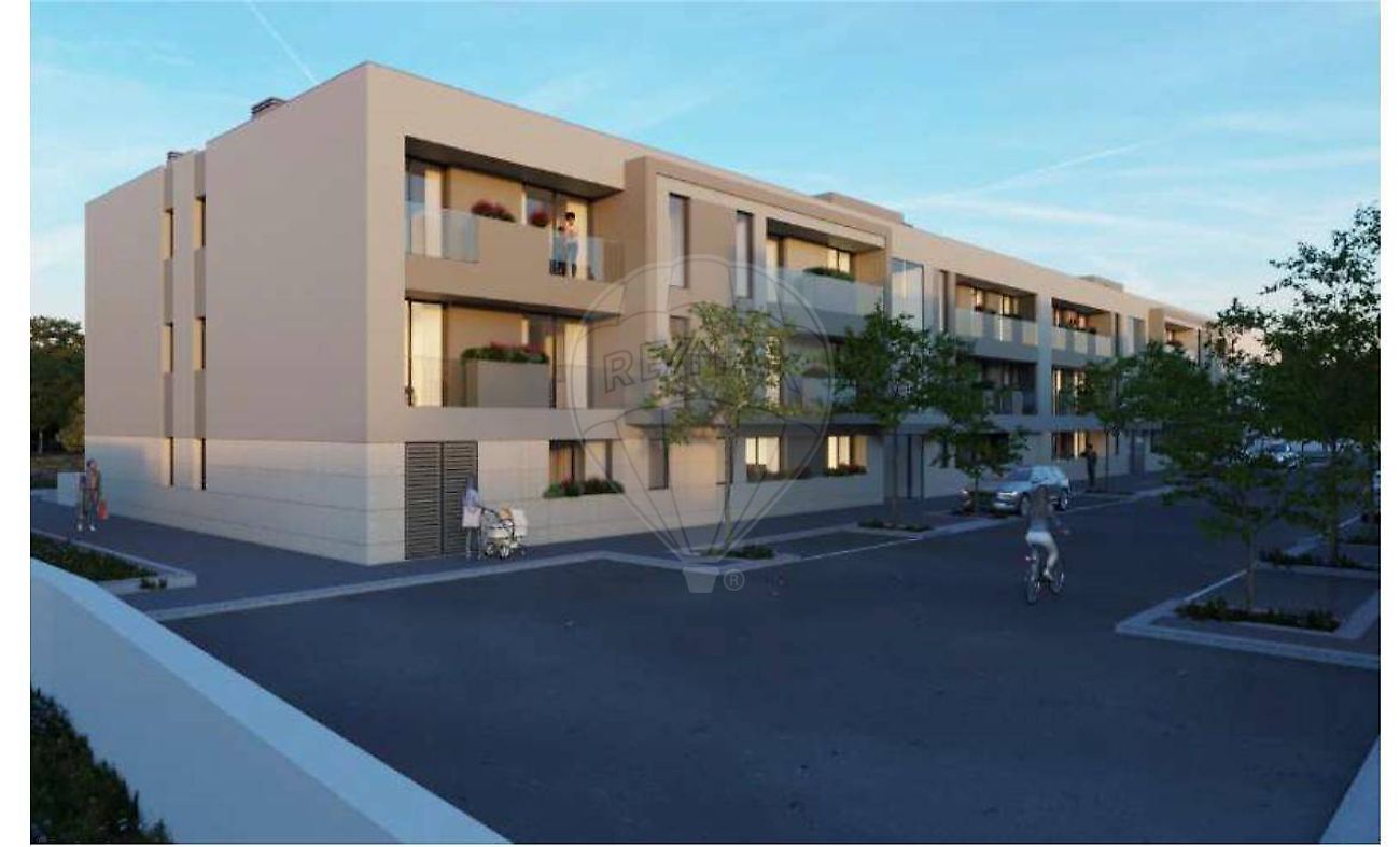 Apartamento T3 à venda em Maia