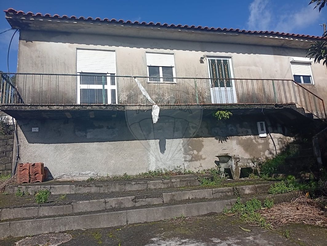 Moradia - Sequeade e Bastuço (São João e Santo Estevão), Barcelos, Braga