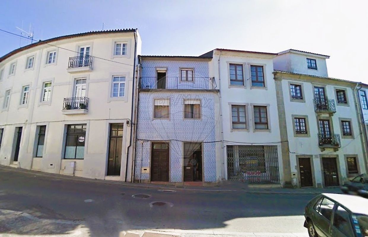 Prédio - Barcelinhos, Barcelos, Braga