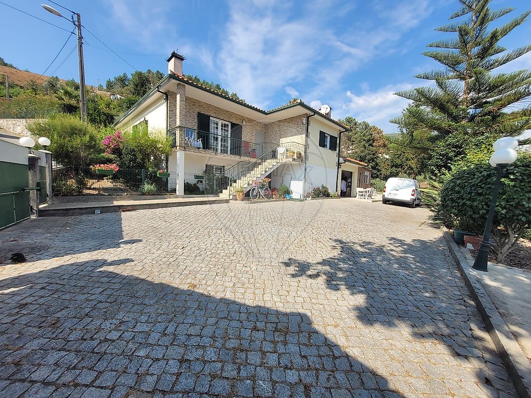 Apartamento T3 à venda em Amarante