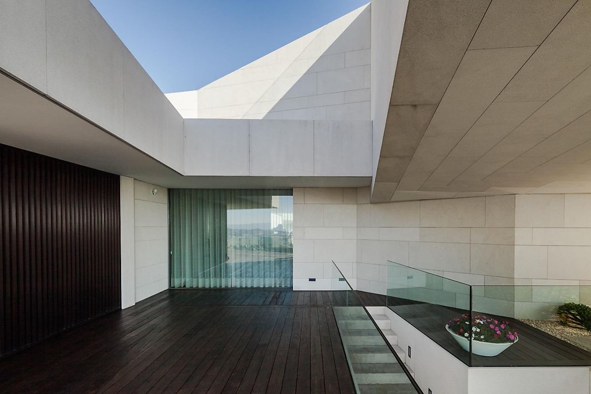 listing 126291003-40 picture-0