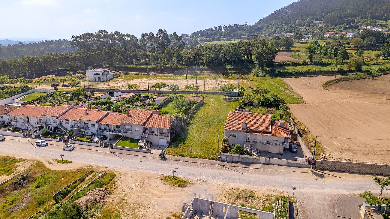 Land for sale in Barcelos, Portugal — €92,000
