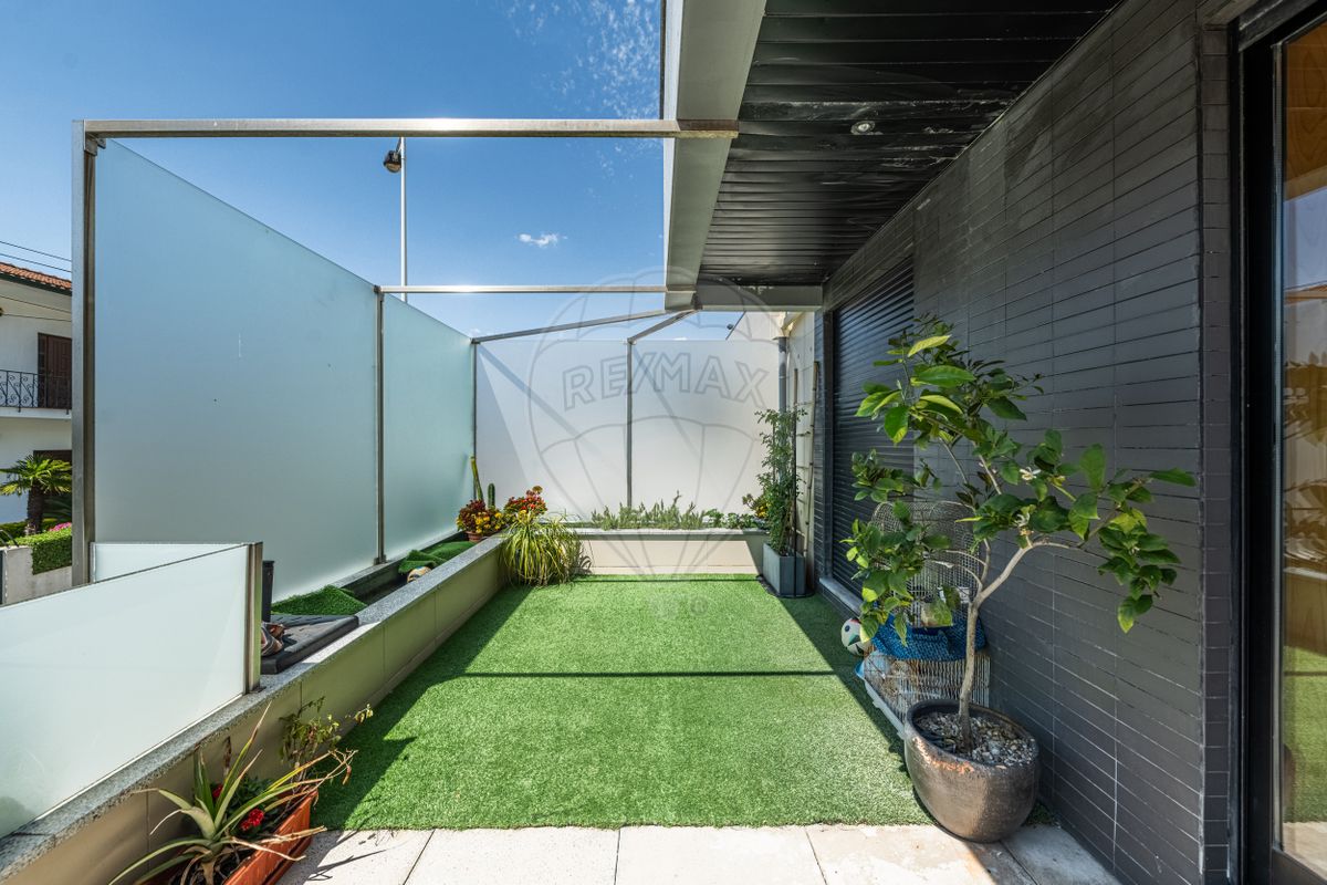 listing 126291022-89 picture-0