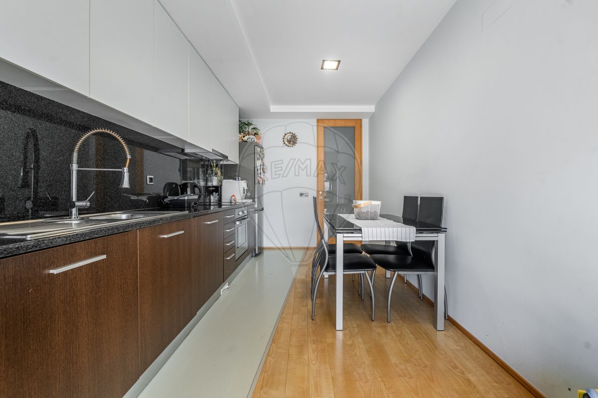 listing 126291022-89 picture-0