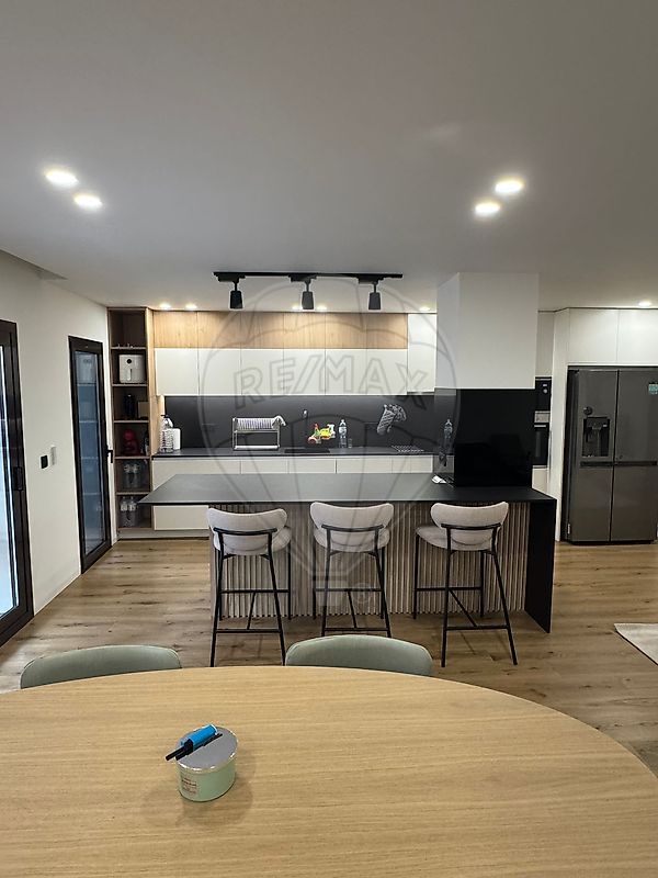 Apartamento T3 à venda em Porto