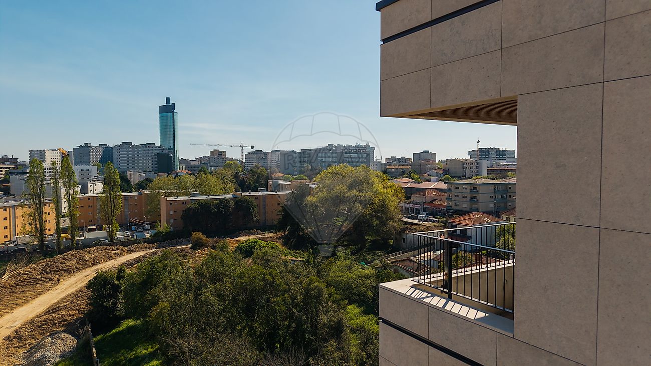 Apartamento T3 à venda em Maia