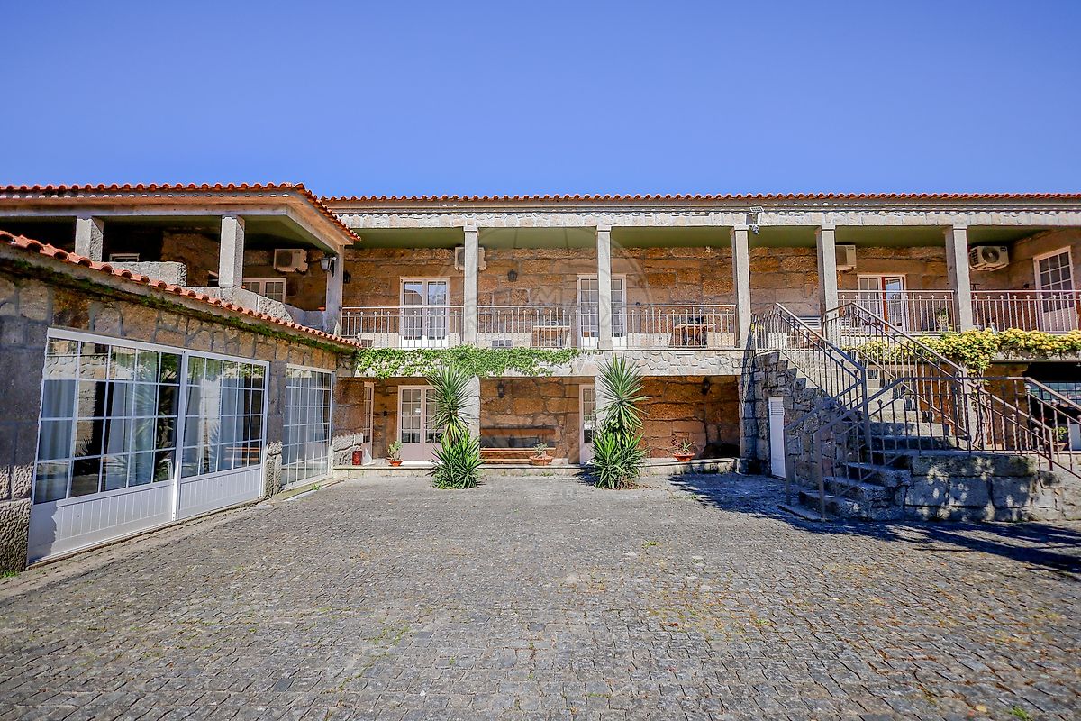 Quinta T6 à venda em Vila Nova de Famalicão