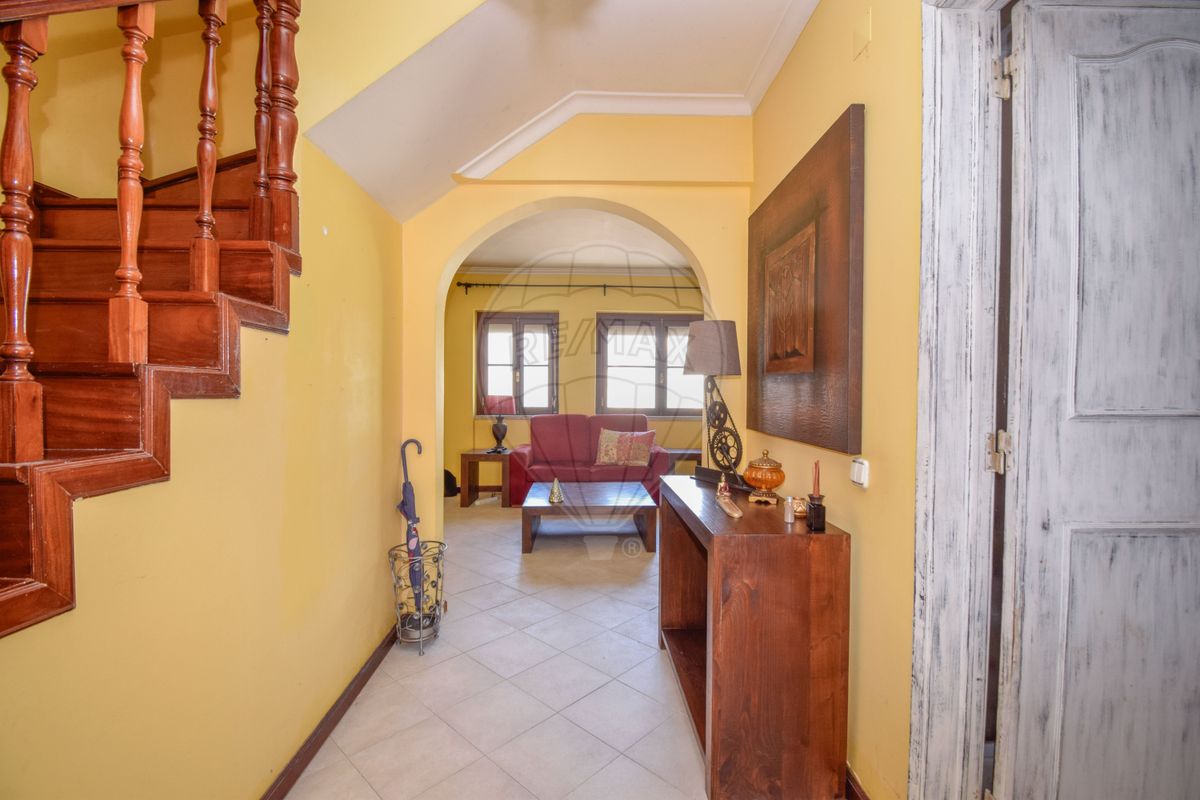 listing 126301003-104 picture-0