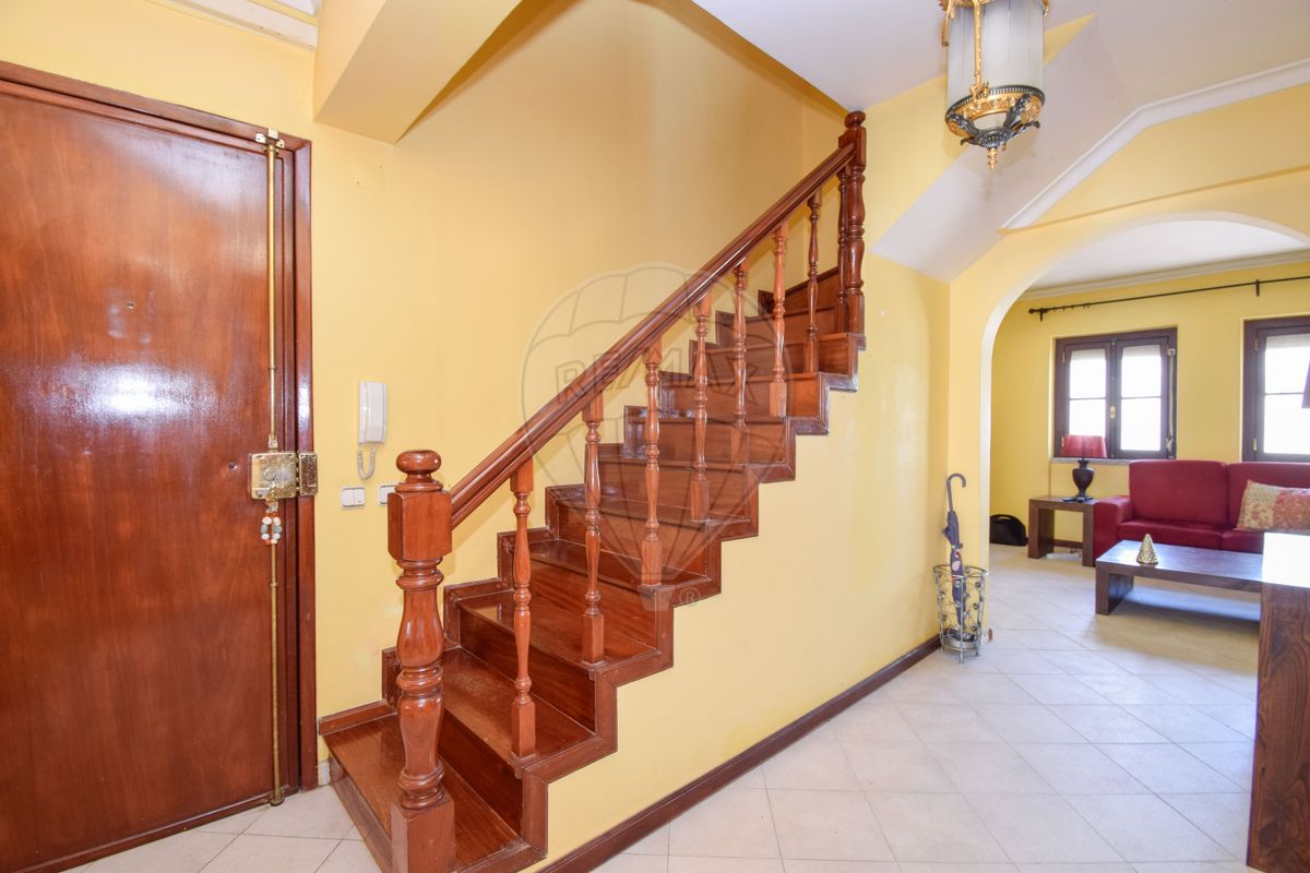 listing 126301003-104 picture-0