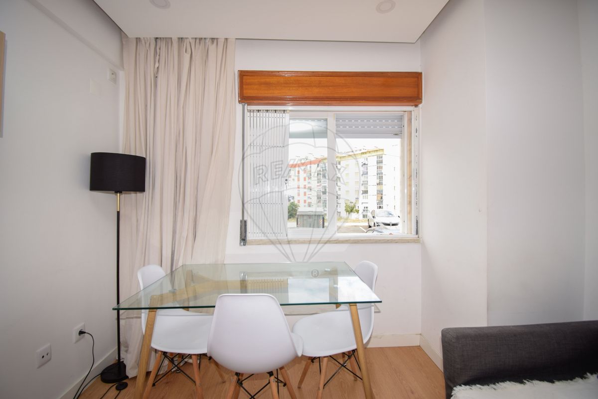 listing 126301118-2 picture-0