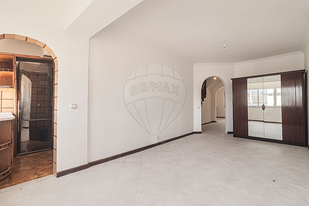Apartamento T4 à venda em Rio de Mouro, Sintra — foto 8