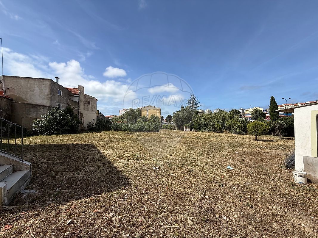 Apartamento T0 em São Domingos de Rana 8