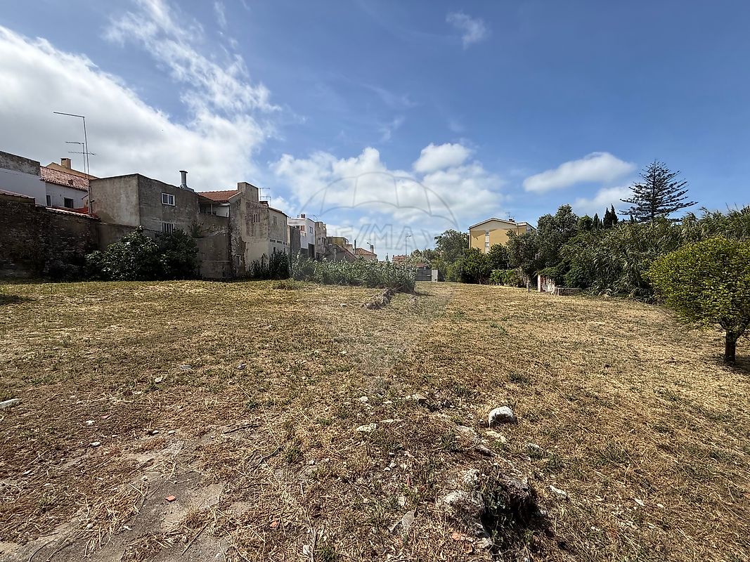 Apartamento T0 em São Domingos de Rana 6