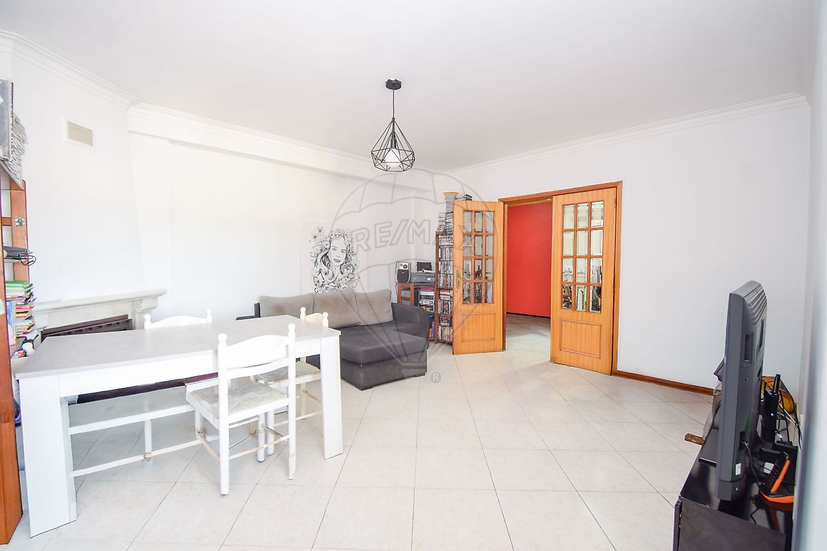 Apartamento T2 à venda em Sintra