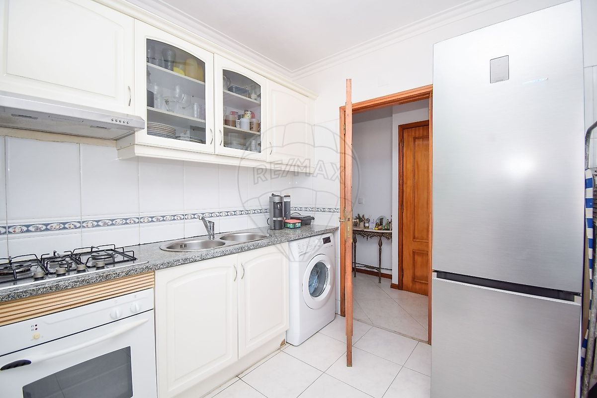 Apartamento T2 à venda em Rio de Mouro, Sintra — foto 4