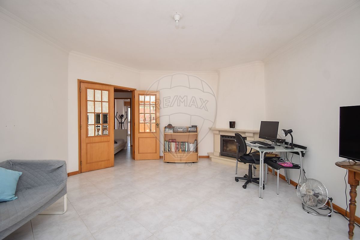 Apartamento T1 à venda em Sintra