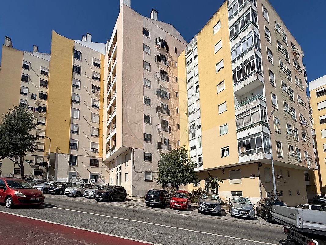 Apartamento T2 à venda em Sintra