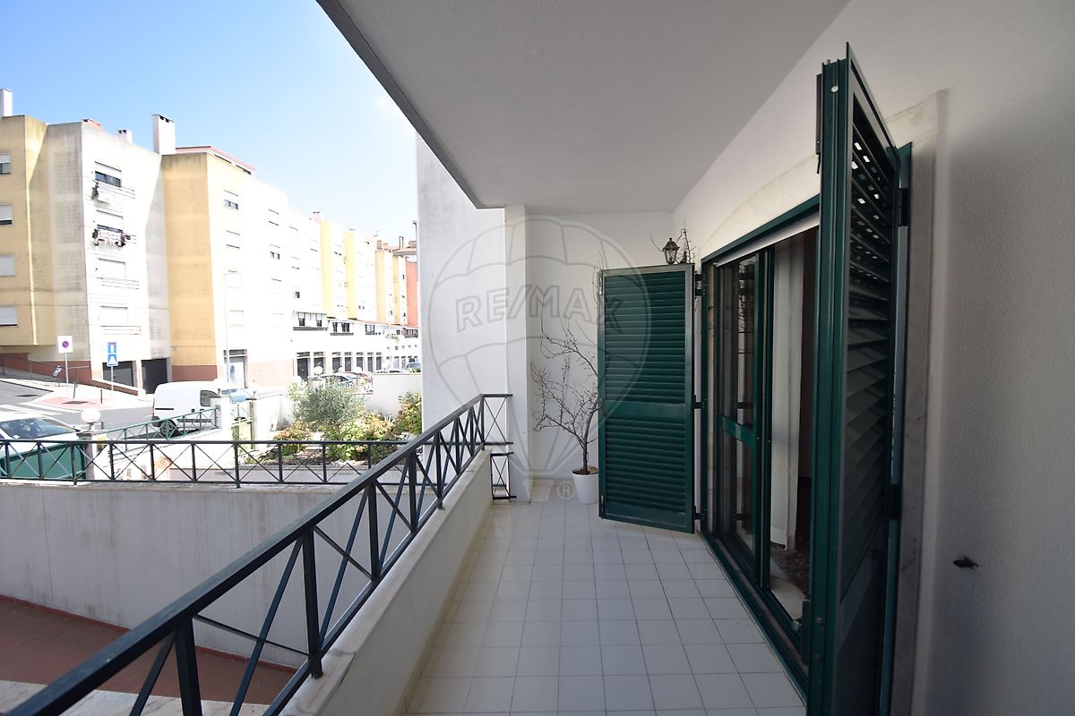 Moradia T4 à venda em Massamá e Monte Abraão, Sintra — foto 3
